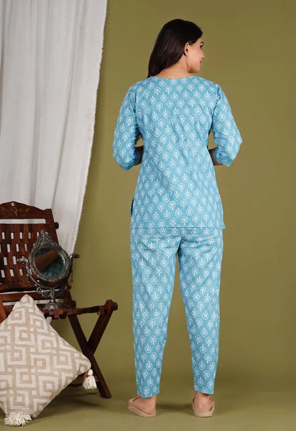 Trendy Stylish Floral Print co-ord set for girls and women