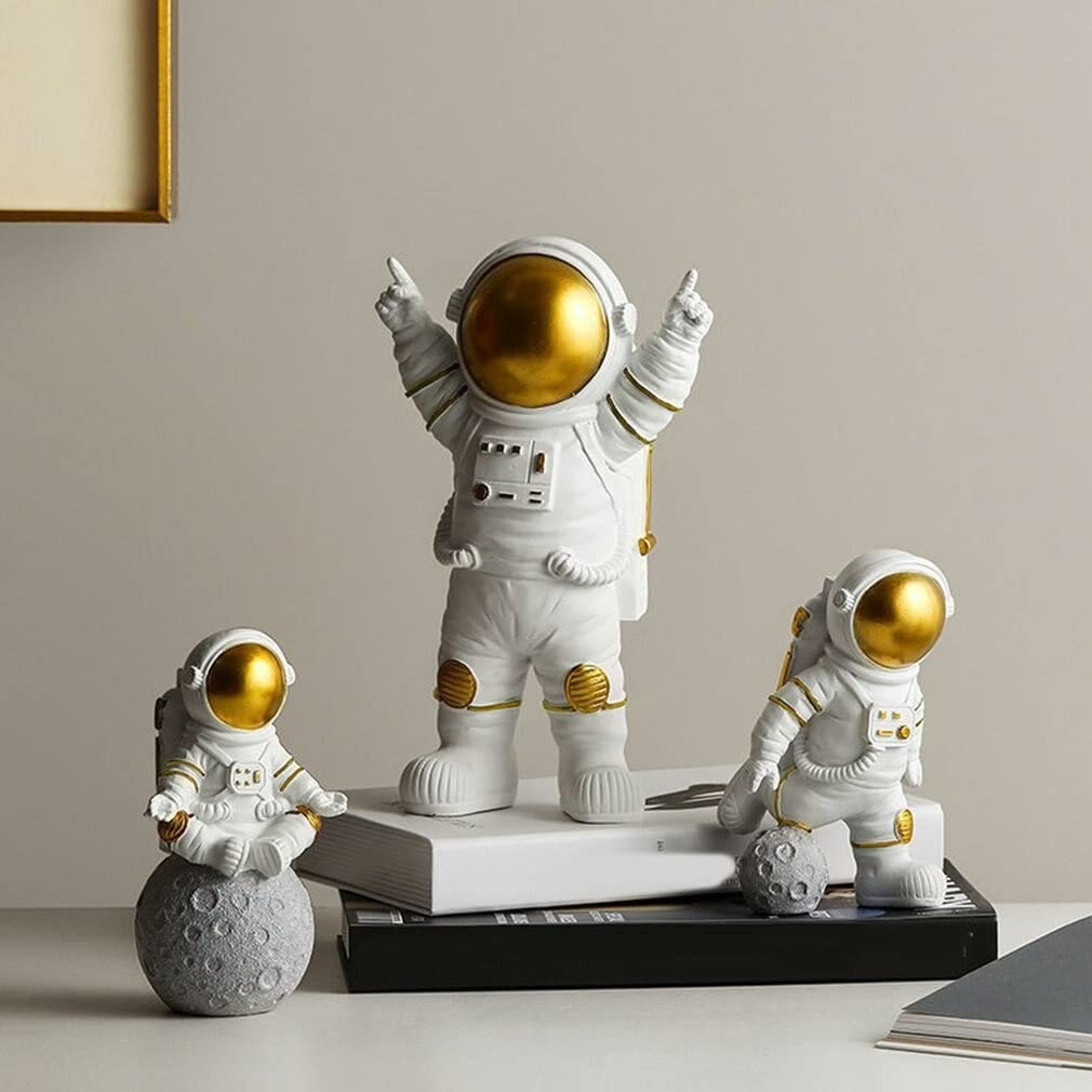 Street27 Resin Astronaut Spaceman Fantasy Statue Ornament Home Office Desktop Figurine Decors Set Of 3-Golden