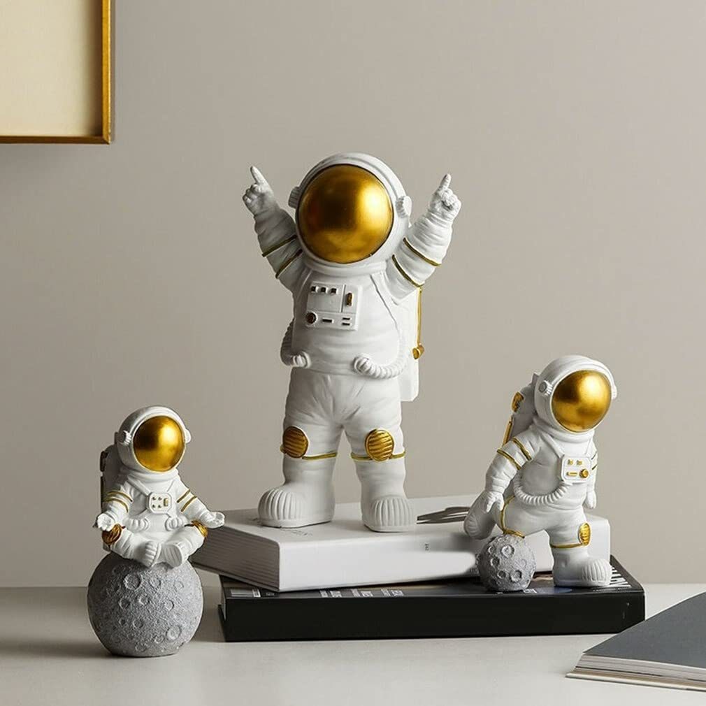 Street27 Resin Astronaut Spaceman Fantasy Statue Ornament Home Office Desktop Figurine Decors Set Of 3-Golden