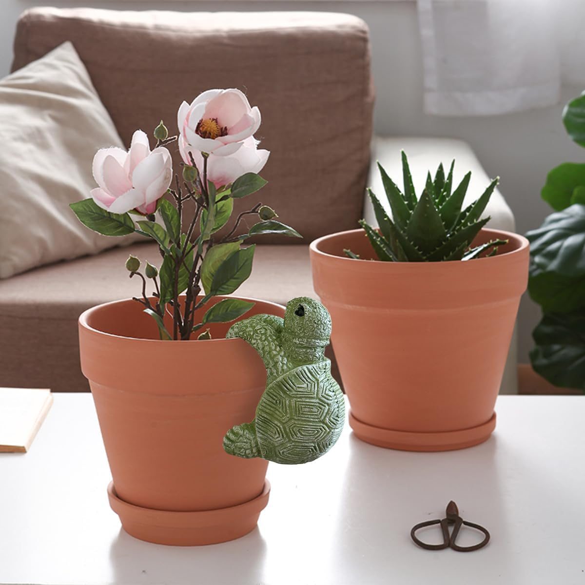 The Decorshed Cute Climbing Tortoise Flower Pot Hugger Figurines Resin Hanging Turtle Statue Planter Pot Decorations for Home Garden Fence Balcony Patio Lawn Yard Ornaments(Pack of 1)